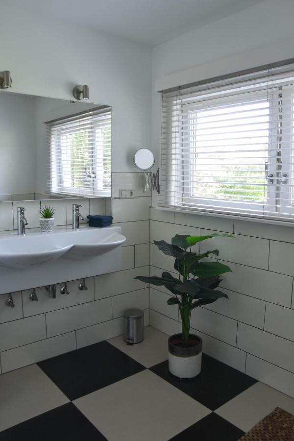 Spacious Comfort Villa Vera With Hottub Zeewolde Luaran gambar